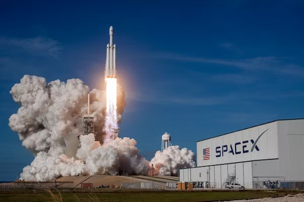 SpaceX: Pioneering the Future of Space Exploration