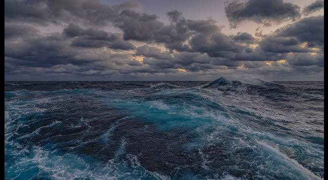 Massive Gravity Hole in Indian Ocean Formed by Sinking Tectonic Plates