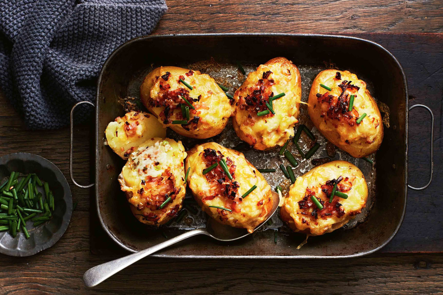 Loaded Baked Potatoes Recipe: A Flavor Explosion in Every Bite