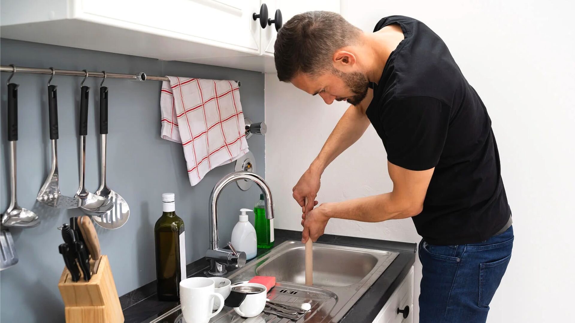 From Clog to Clear: 8 DIY Solutions for a Blocked Kitchen Sink