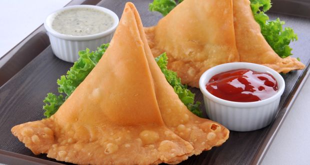 The Perfect Crunch: Classic Singhare ke Atte ka Samosa Recipe